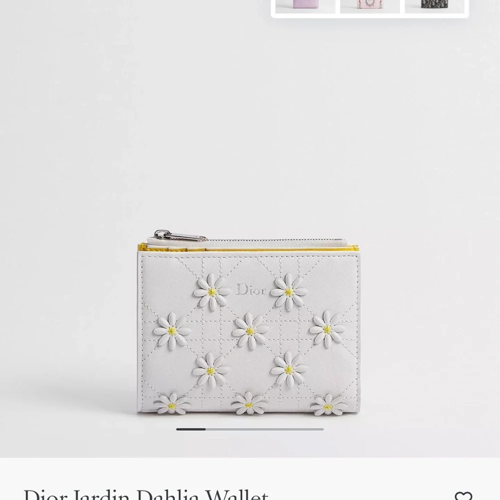 NWT. Dior Jardin Dahlia Wallet